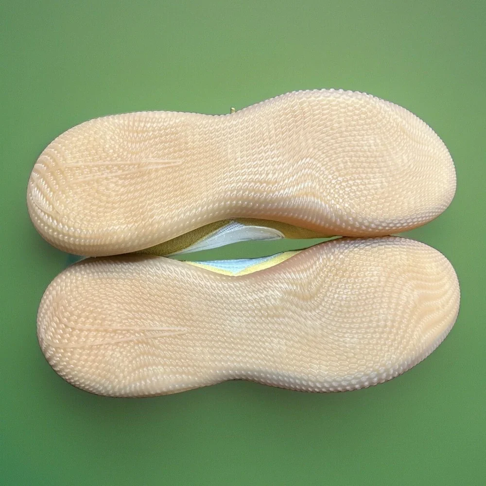 Nike Streetgato Soccer Saturn Gold DC8466-700 Men's 7 Women's 8.5 **NEW**